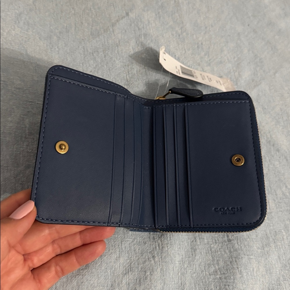 Coach Denim Billfold Zip Wallet with Gold 'C' Gold tone - Picture 2 of 6